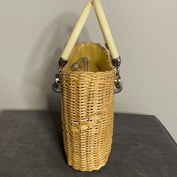 Wicker Framed Handbag with Zipper Top Detail - Picture 3 of 5